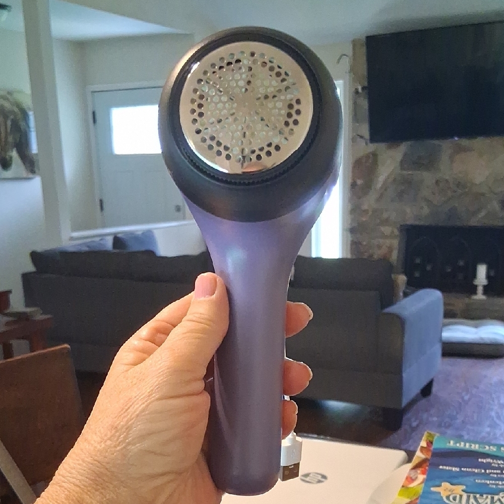 Purple Handheld Lint Remover with USB Cable